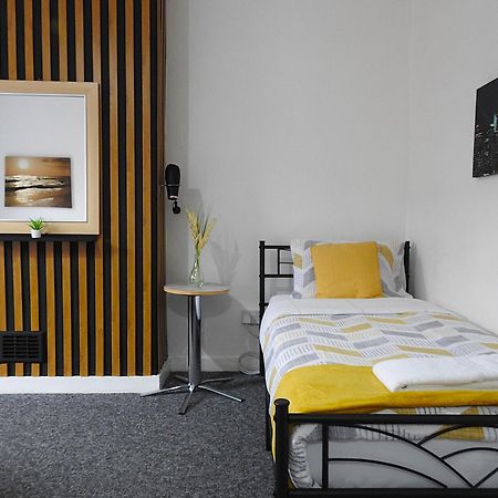 Your Home Away From Home. Leeds (West Yorkshire) Exterior foto