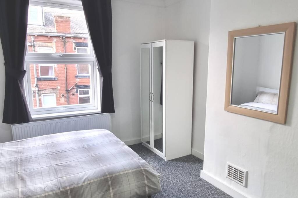 Your Home Away From Home. Leeds (West Yorkshire) Exterior foto